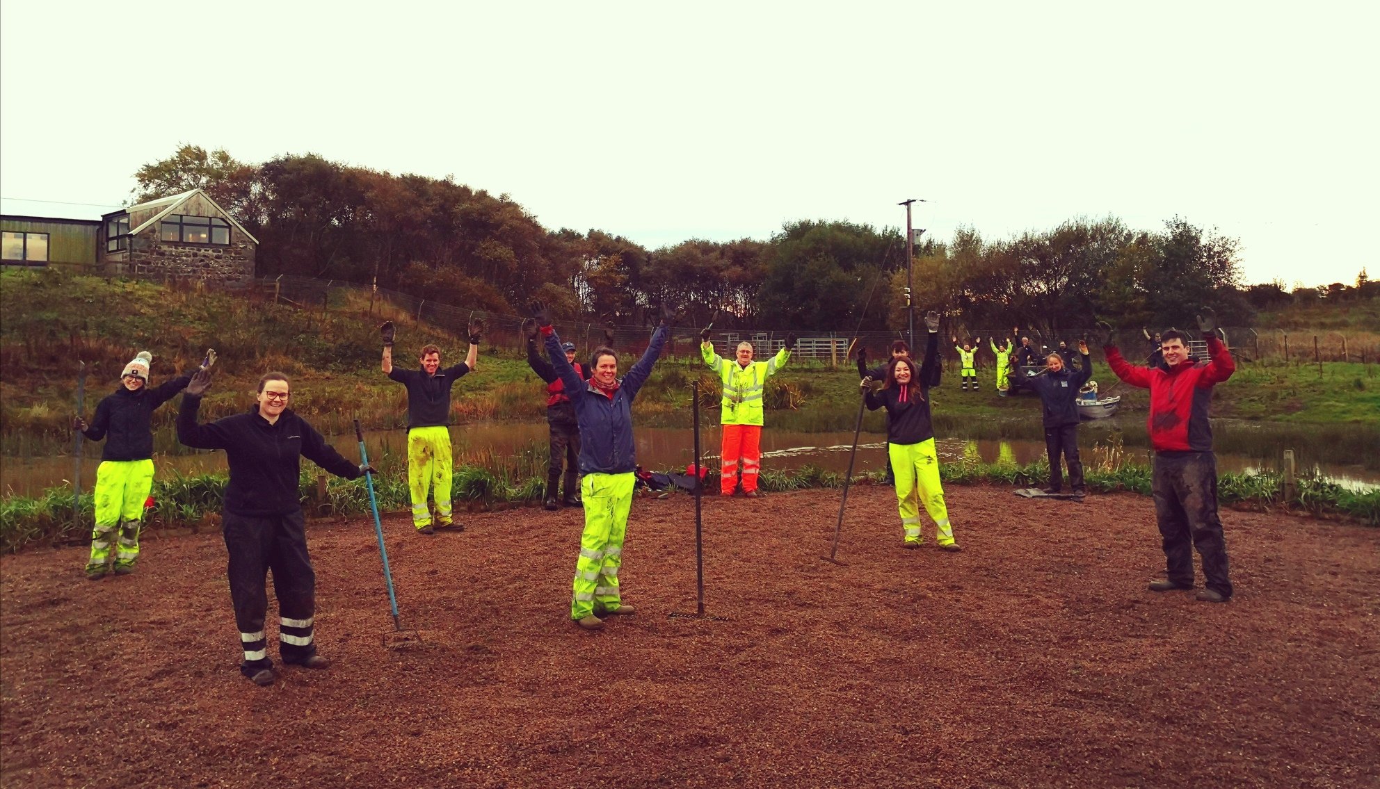 ssen-transmission_11-volunteers-worked-to-help-teams-at-rspb-loch-of-strathbeg_photo-credit-joanna-thow.jpg