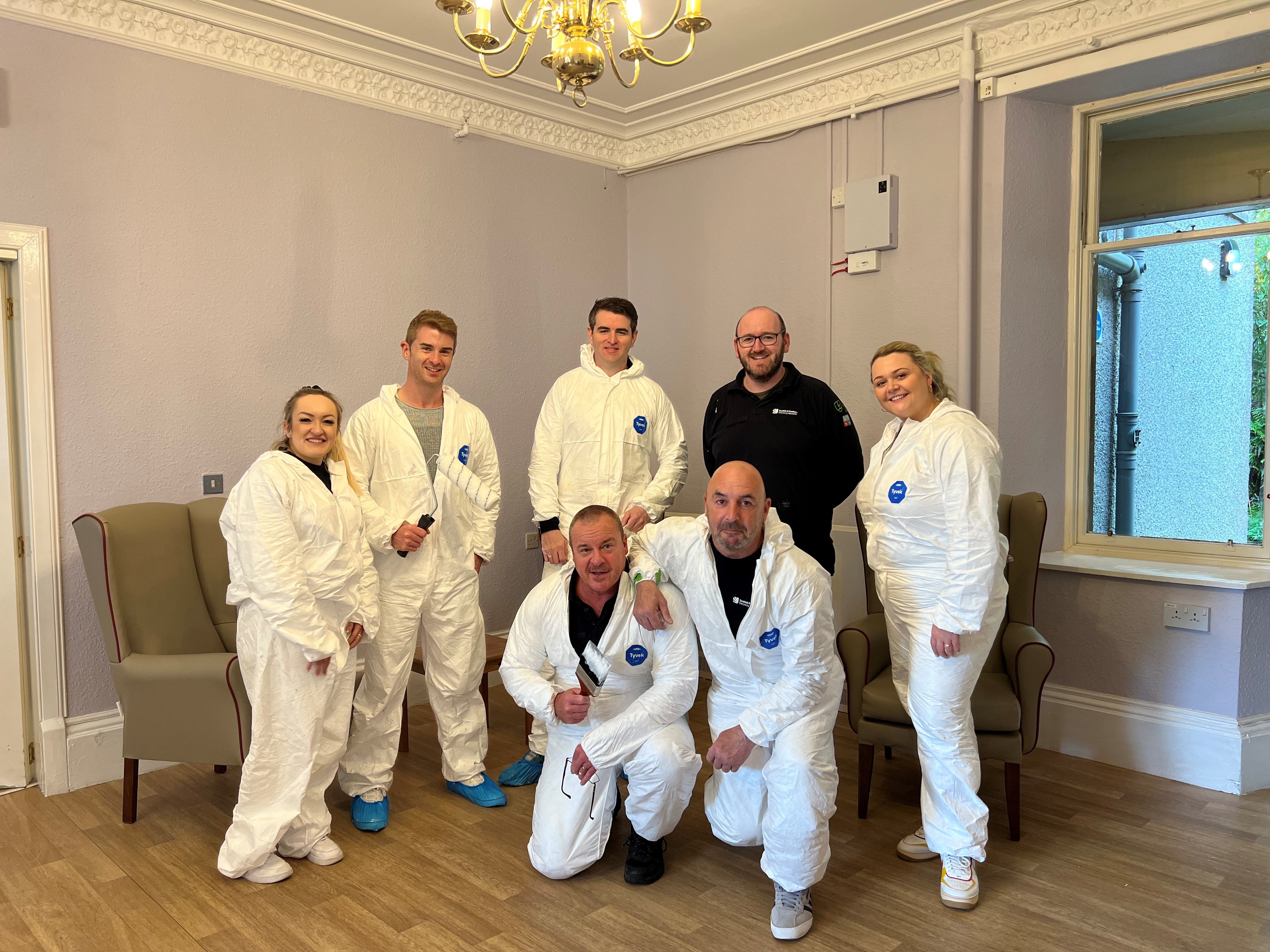 3_SSEN Transmission_Project volunteers lent a helping hand to paint the living area at Ardfenaig Residential Home.jpg