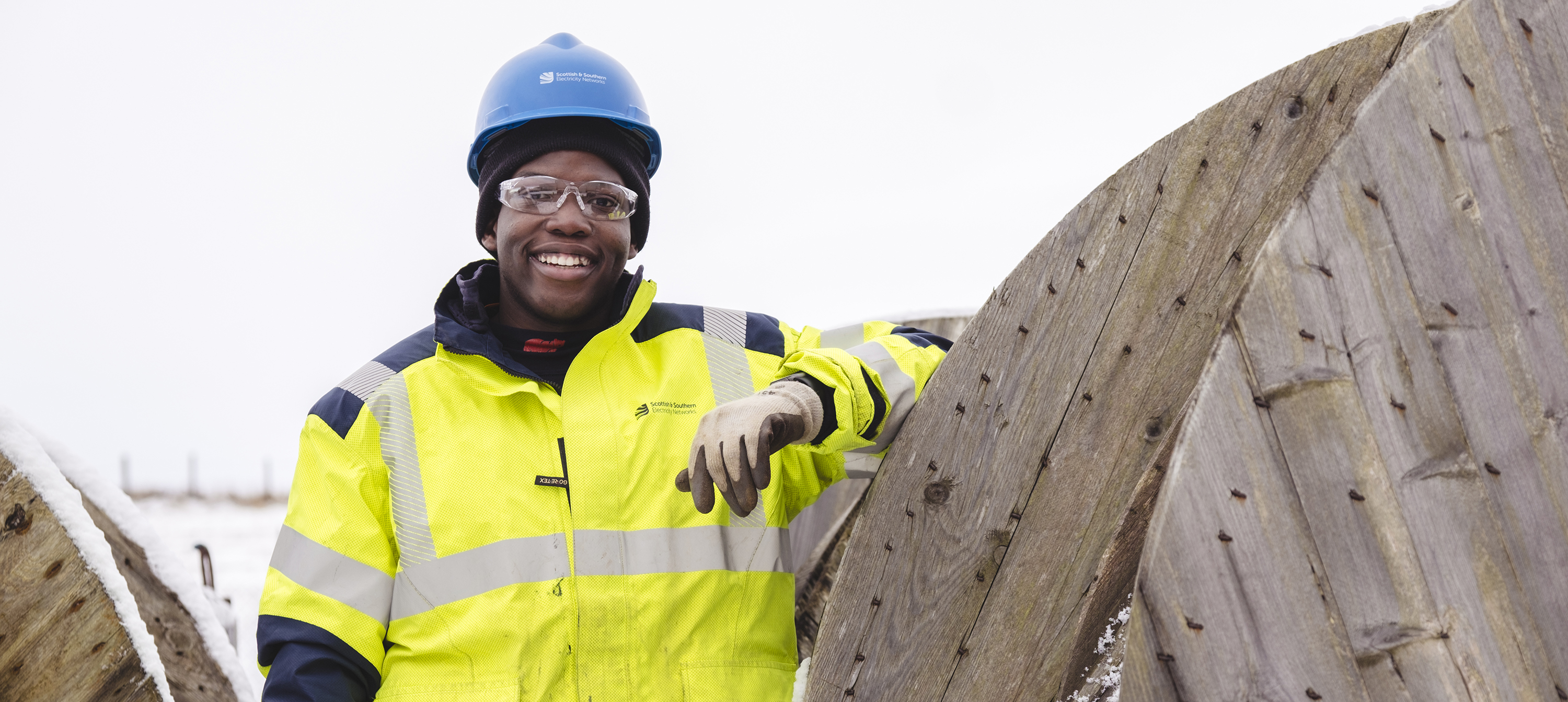 Image2-TransmissionWorker.jpg